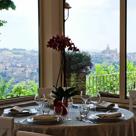 Torre Di Renda * بياتْسا أرمارِنا