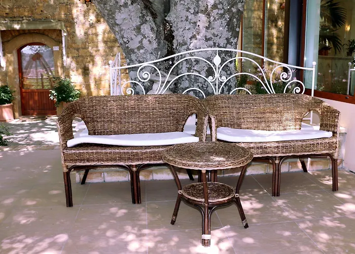 Torre Di Renda Country house *